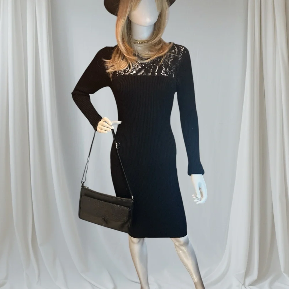 THE SAK LEATHER CROSSBODY - Picture 13 of 13